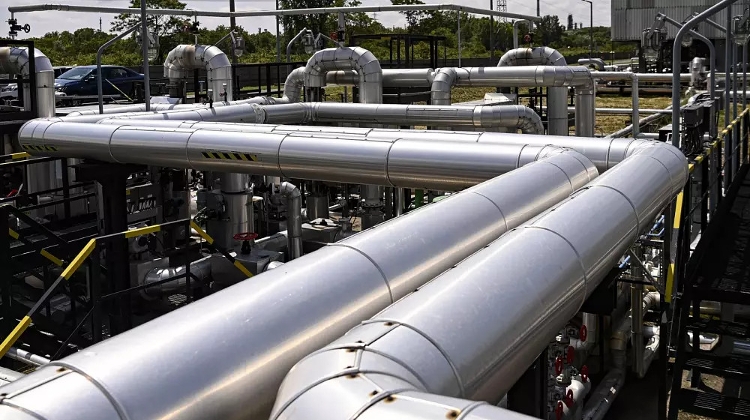 'Political Blackmail': Diesel Fuel Deliveries to Ukraine from Hungary Now Halted 'Political Blackmail': Diesel Fuel Deliveries to Ukraine from Hungary Now Halted