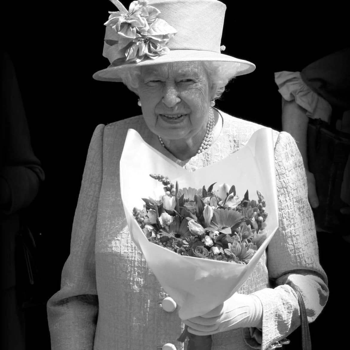 Hungarian President to Attend Queen Elizabeth's Funeral