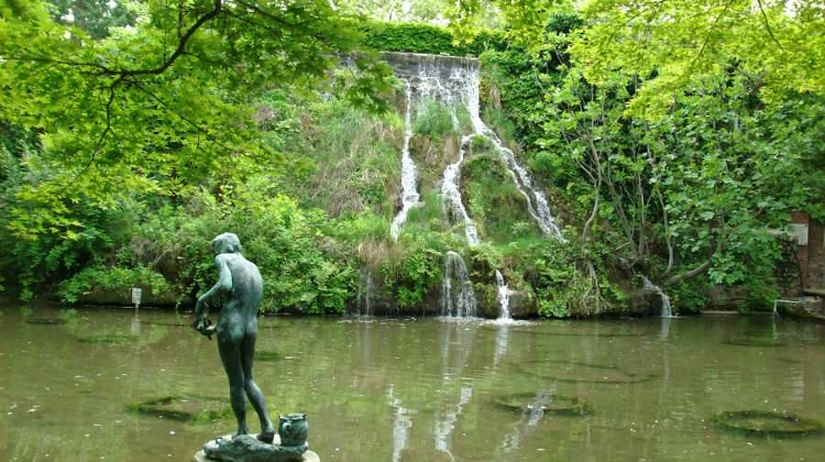 7 Top Spots For a Scenic Walk in Budapest 7 Top Spots For a Scenic Walk in Budapest