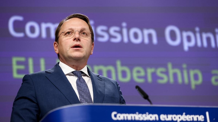 Mic Hiccup: Hungary’s EU Commissioner Apologises for 'Idiots' Remark