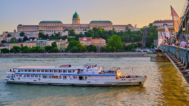 Serious Infringements: GVH Fines Ferry Companies for Cartel Activity in Hungary