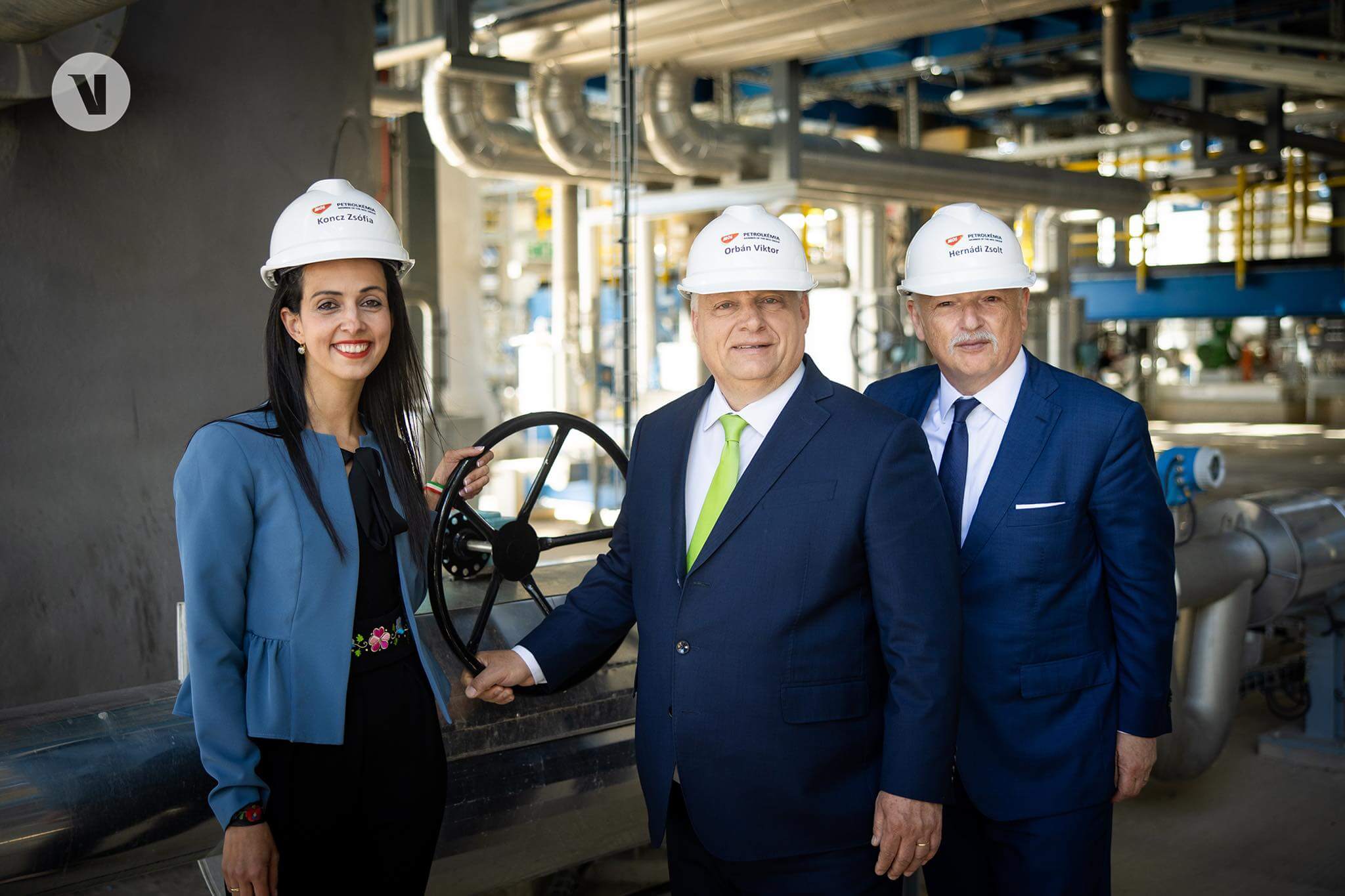 Gov’t Supports Hungarian Businesses Entering Foreign Markets, Says Orbán