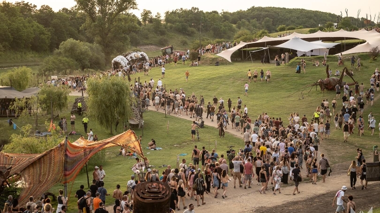 DAAD Gathering, Dádpuszta, 18 - 23 June DAAD Gathering, Dádpuszta, 18 - 23 June