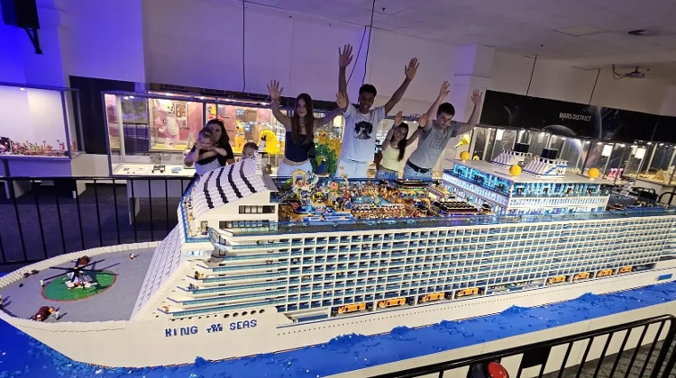 The Largest in Europe Exhibition of Models Built with LEGO® Bricks, Lurdy Shopping Centre Budapest The Largest in Europe Exhibition of Models Built with LEGO® Bricks, Lurdy Shopping Centre Budapest