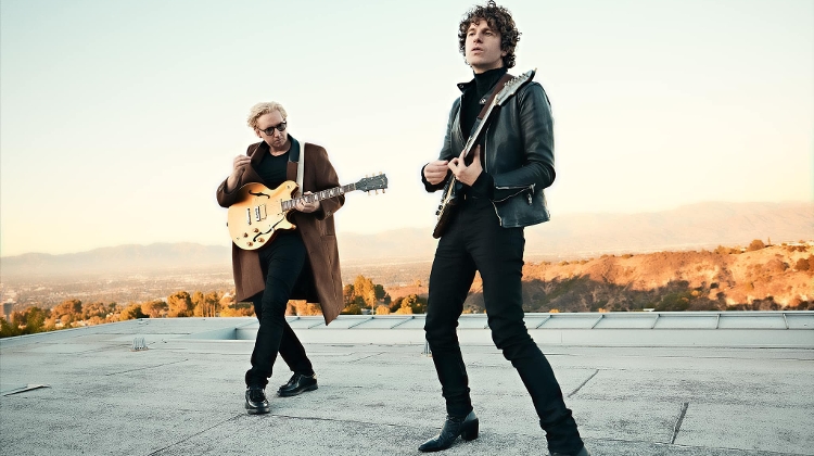 Surprise Performance by The Kooks at Sziget Budapest - as Michael Kiwanuka Can't Come Surprise Performance by The Kooks at Sziget Budapest - as Michael Kiwanuka Can't Come