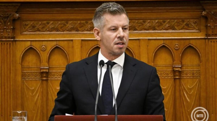 Crackdown on Ads Deemed Harmful to Children in Hungary Crackdown on Ads Deemed Harmful to Children in Hungary