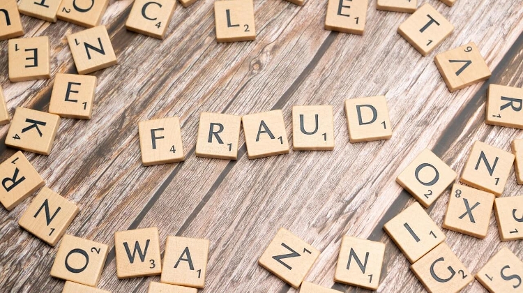Watchdog Issues Guidelines for Handling Reports of Retail Banking Fraud in Hungary Watchdog Issues Guidelines for Handling Reports of Retail Banking Fraud in Hungary