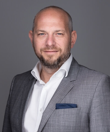 Ákos Janza, President of the American Chamber of Commerce in Hungary Ákos Janza, President of the American Chamber of Commerce in Hungary