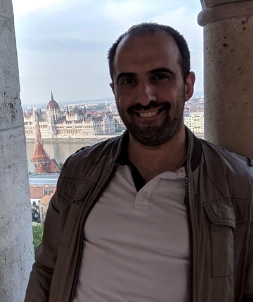 Vitor Vicente, Portuguese Writer in Budapest Vitor Vicente, Portuguese Writer in Budapest