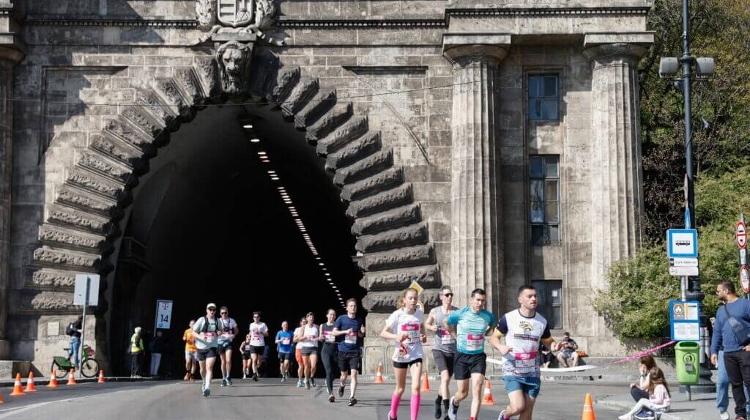 Quick Vivicittá Guide: Spring's Largest Running Festival in Budapest Quick Vivicittá Guide: Spring's Largest Running Festival in Budapest