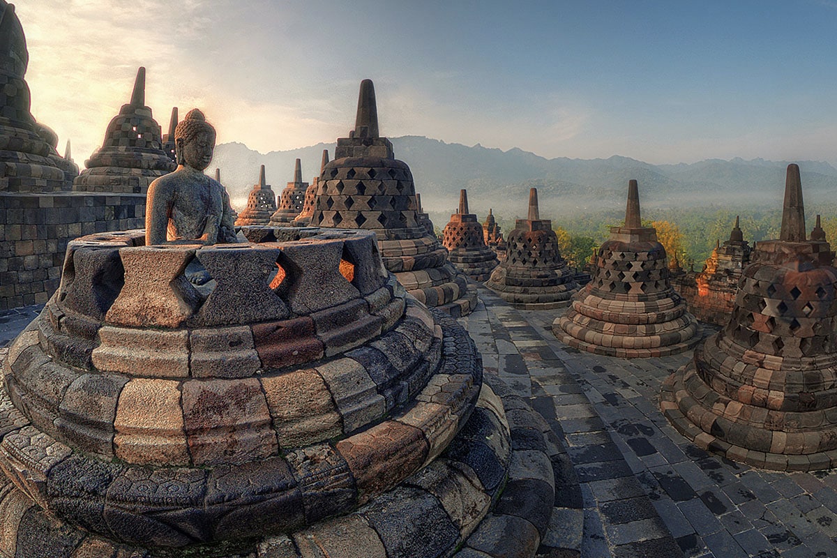 Escape from Budapest to Java in Indonesia – Part 2: Cirebon, Linggarjati, Yogyakarta