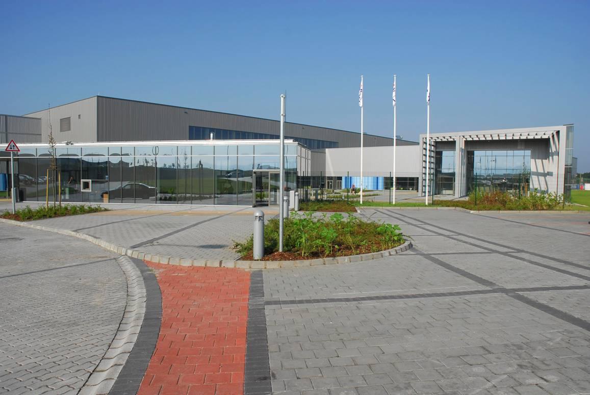 BD Celebrates Opening Of New Manufacturing Facility In Tatabánya, Hungary