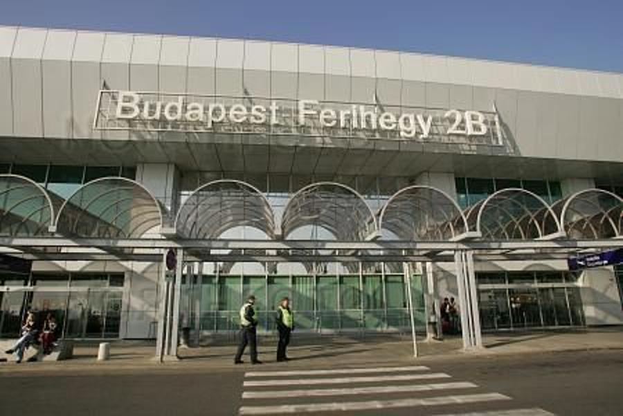Airport Thieves Caught In Budapest