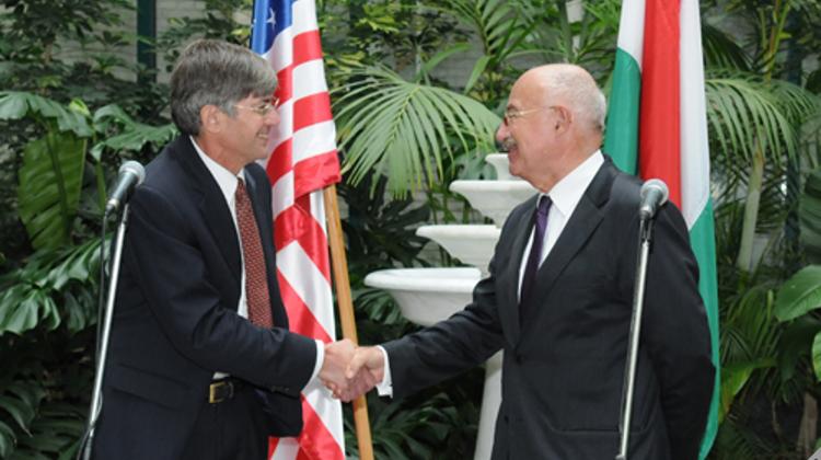Hungarian Foreign Minister Welcomes US Deputy Secretary of State