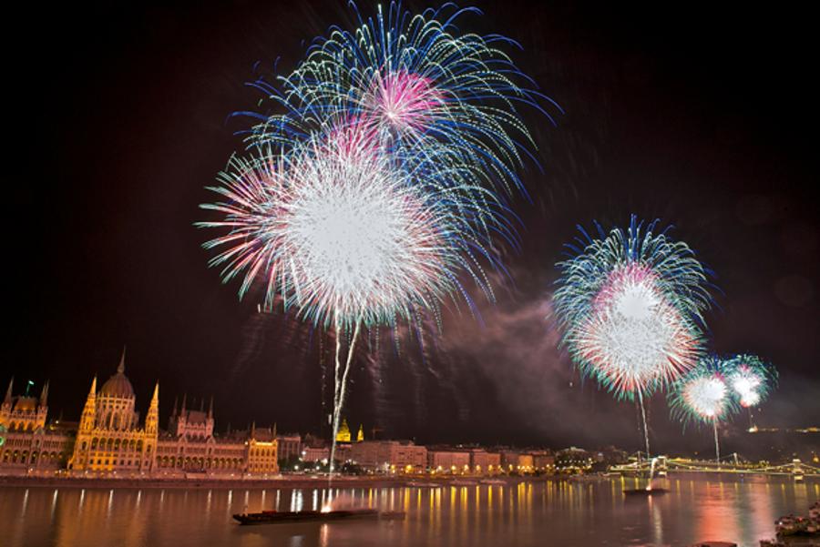 Ceremonial Fireworks In Budapest On 20 August Will Begin At 9.00 p.m