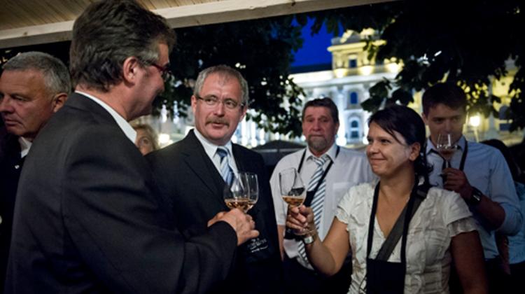 21st Budavár Wine Festival Gets Off To A Popping Start