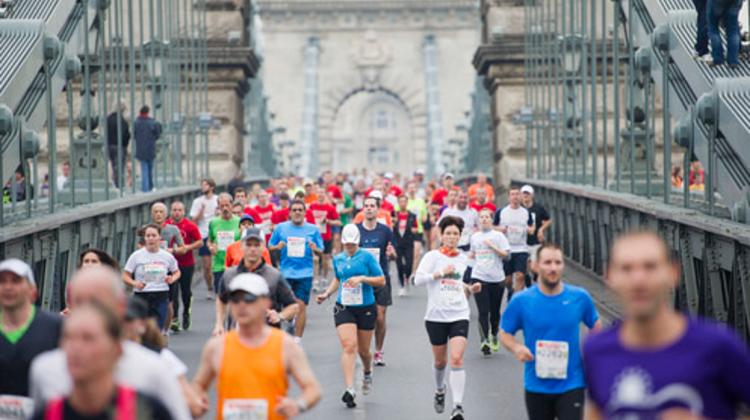 Reportt: State Officials On The Budapest Marathon