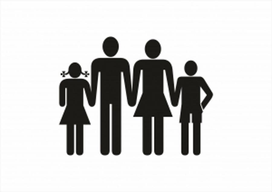 Hungarian Court Broadens Definition Of Family