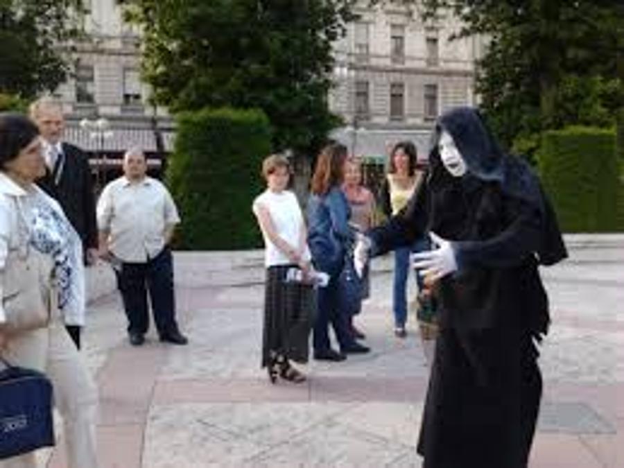 Budapest Stories: Ghost Tour