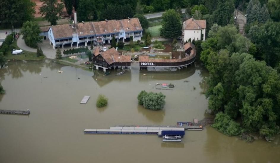 Hungary Faces The Highest Flood Wave Of All Time