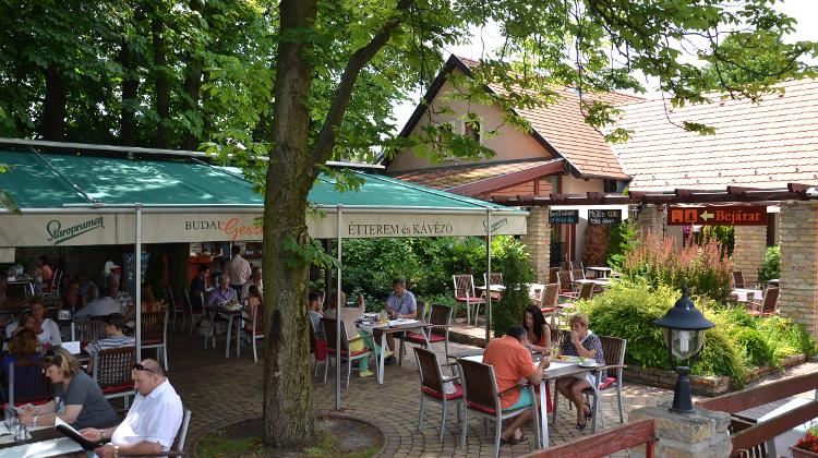 Introducing Budai Gesztenyés Restaurant,  Bordering Budapest & Budakeszi