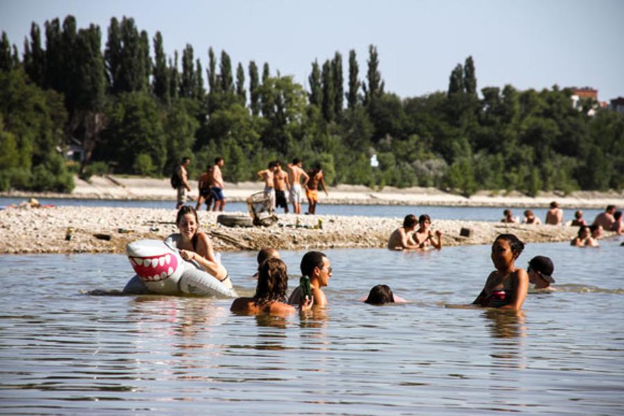 Summer Heat Alert At Sziget Festival In Budapest? No Problem
