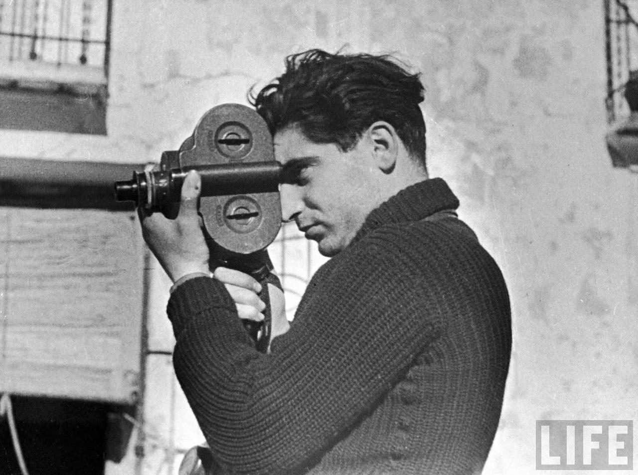 Robert Capa Gets Centenary Stamp, Medal, Film In Hungary