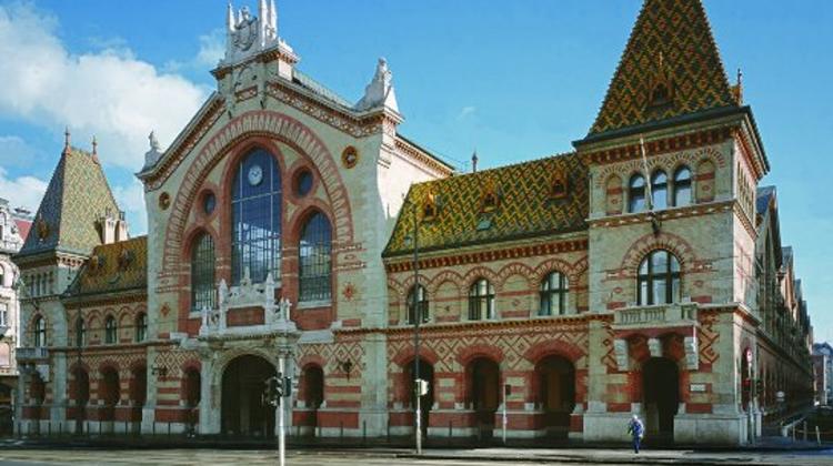 Holiday Opening Hours Of Budapest Markets