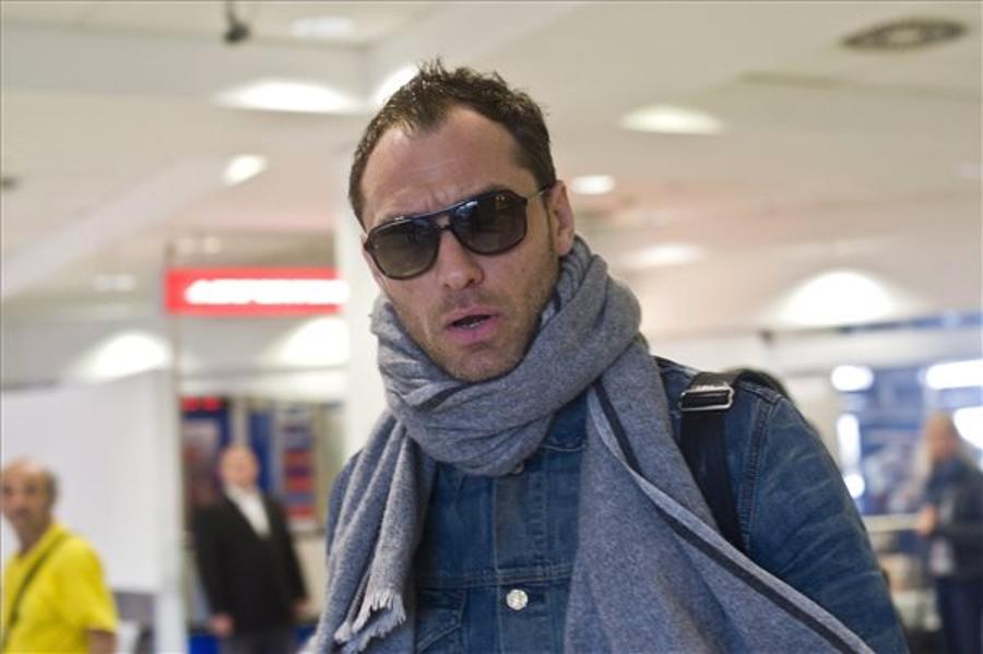 Video: Jude Law Intoxicated By Beauty Of Budapest?