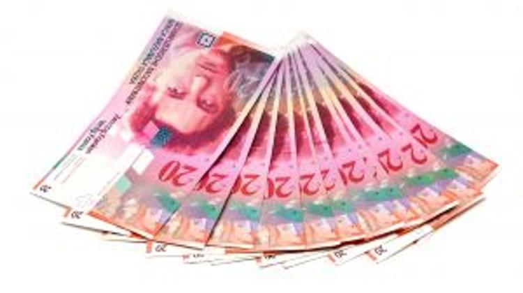 Swiss Central Bank Move Sends Hungarian Forint Tumbling