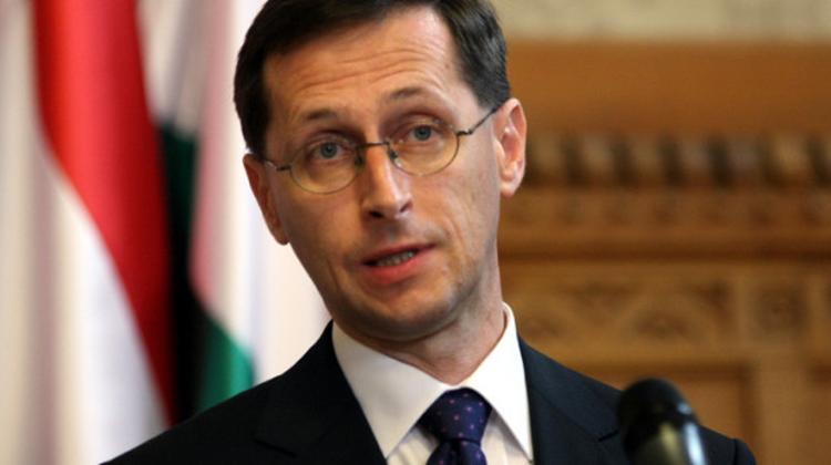 Varga Discusses IMF, EC Hungary Country Reports