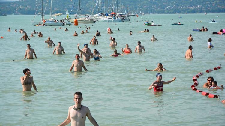 Hungary's Balaton Swim Set For 4 July