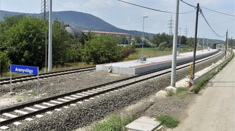 Commuter Trains From Budapest To Esztergom Resume After Long Delay