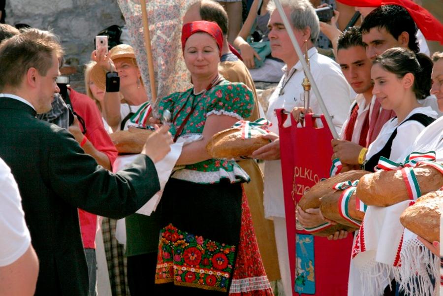 Consecration Of The Bread, Budapest, 20 August