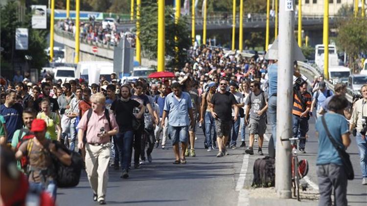 Hungarian Govt: Schengen Does Not Answer Migration Issue