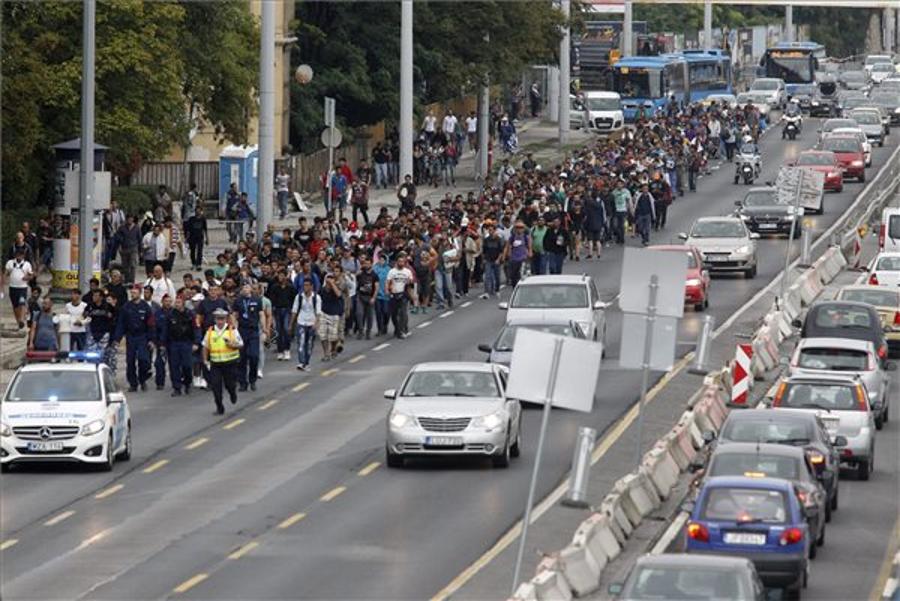 Xpat Opinion: Thousands Of Undocumented Migrants Leave Hungary