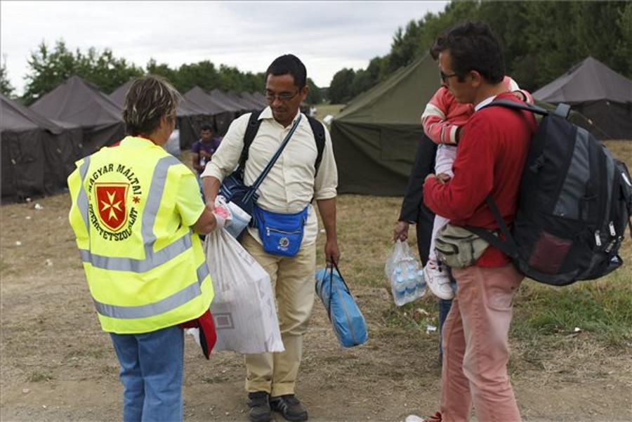 Hungarian Charities Help Migrants At Croatian, Austrian Borders