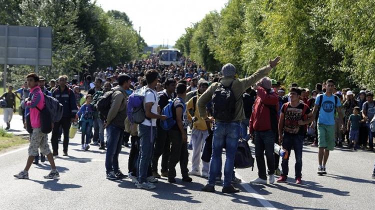 Hungarian Border Settlement Of Röszke Becomes Symbol Of Crisis