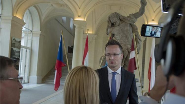 Stop Criticising Hungary! – Foreign Minister Tells Croatian PM