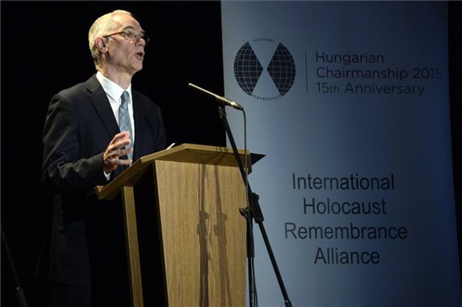 Balog Hails Roma Culture At Holocaust Remembrance