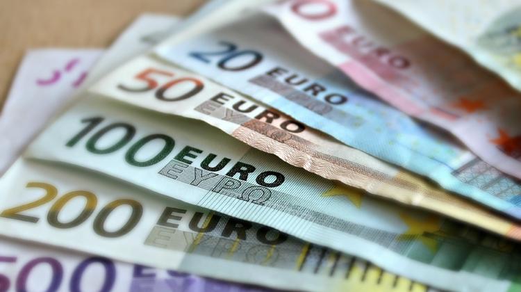 Hungary Fully Reimbursed IMF - European Commission Loan
