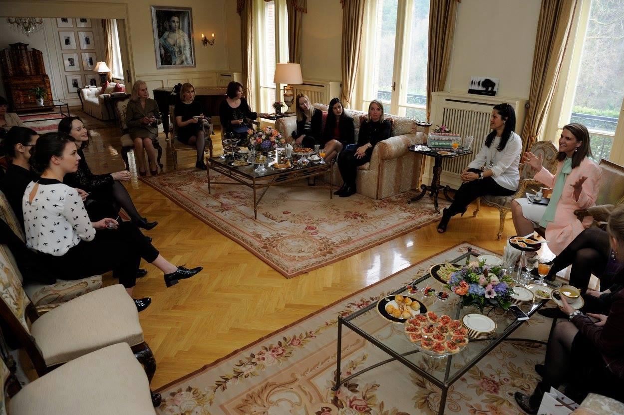 Ambassador Bell Meets Hungarian Women Artists