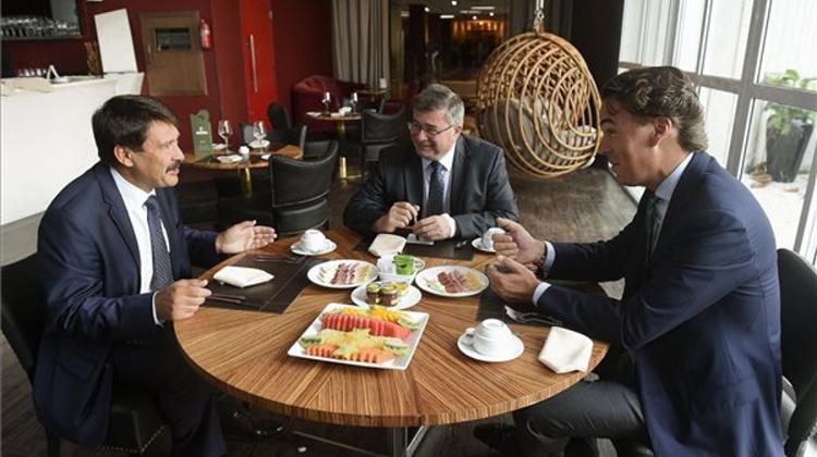 Hungarian President Áder Meets IOC Head In Brazil