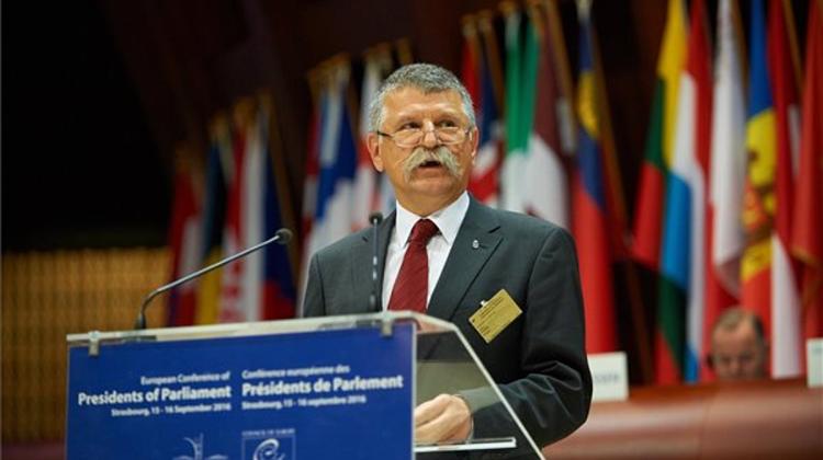 Kövér Addresses Parl Speakers On Migration At Coe Conference