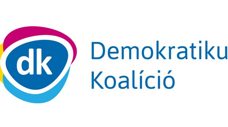 DK Slams Hungarian Govt For ‘Curbing Transparency’