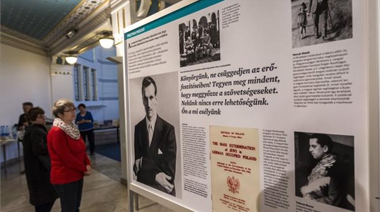 Exhibition Opens On Poles Who Saved Jews During Holocaust