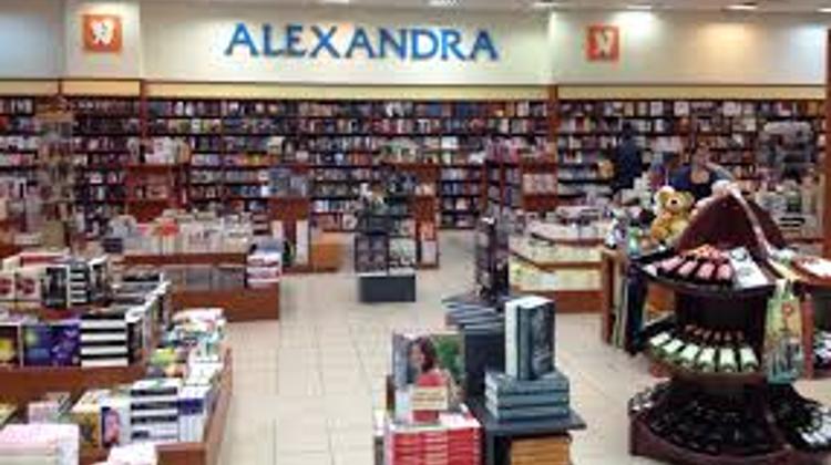 Alexandra Chain On Brink Of Collapse