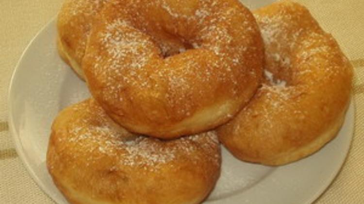 Recipe Of The Week: Carnival Doughnuts