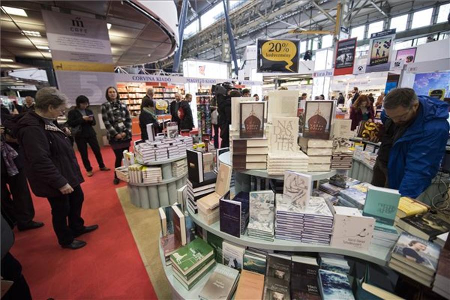 Budapest International Book Festival Attracts 60,000
