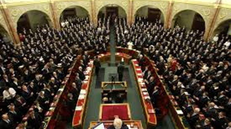 Fidesz Approves Fast-Track Vote For Lex CEU
